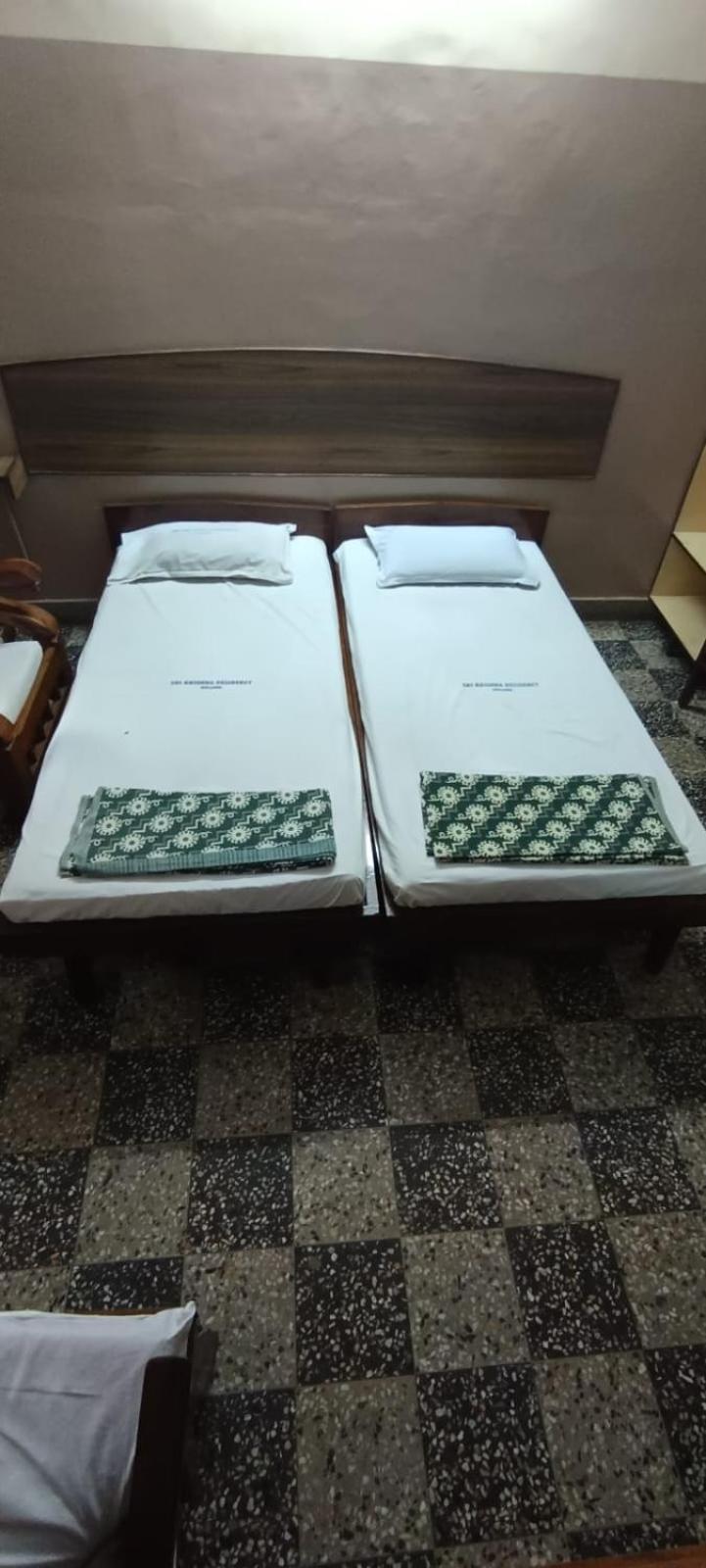 Sri Krishna Residency Hotell Vellore Eksteriør bilde